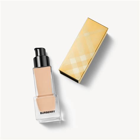 burberry foundation bright glow|Burberry ultimate glow fluid.